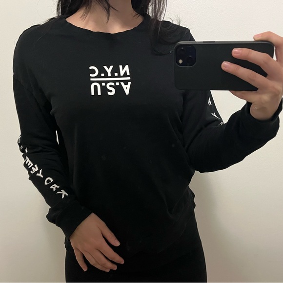 H&M sweater - Picture 1 of 2